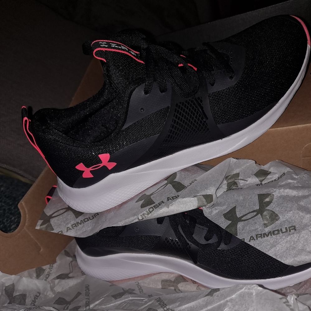 Under Armour running shoes-NWT!